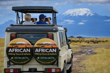 Travel Blogs african hiking tours jeep