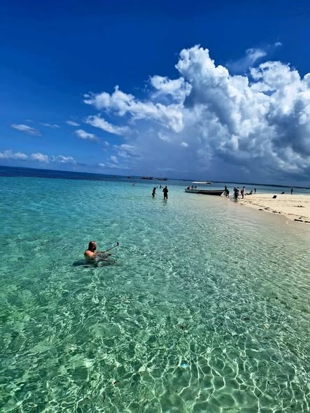 zanzibar beach